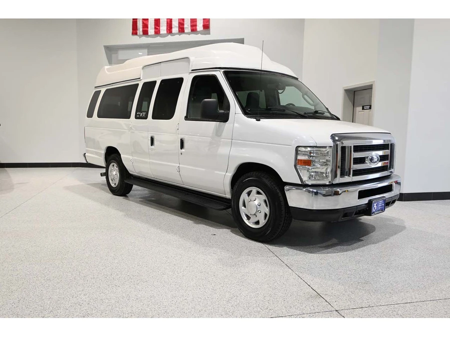 2012 Ford Econoline Van - Image 3 of 12
