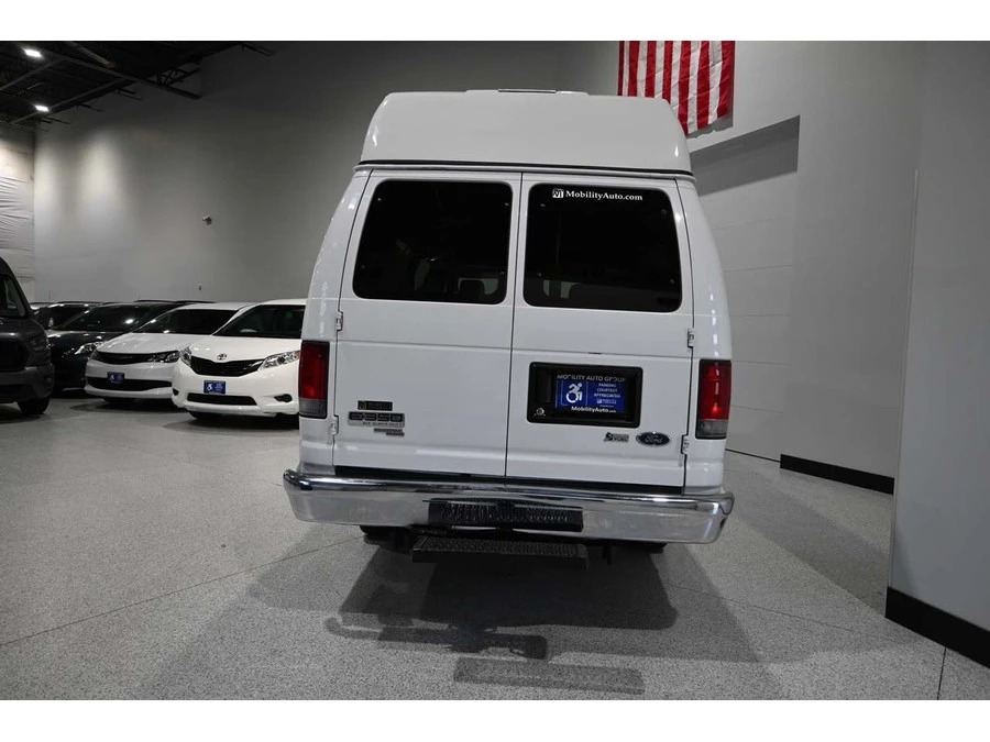 2012 Ford Econoline Van - Image 7 of 12
