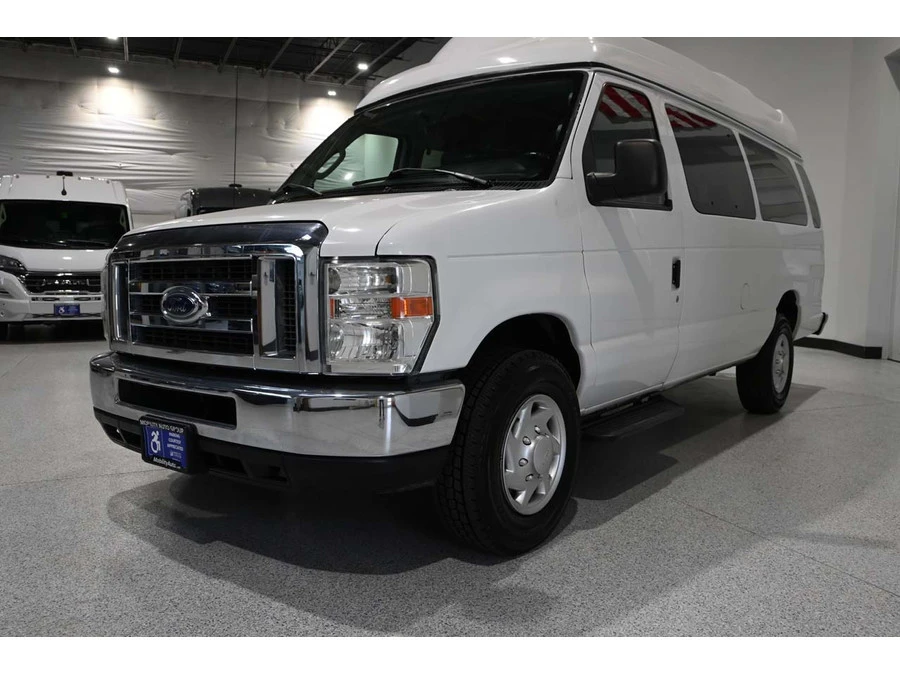 2012 Ford Econoline Van - Image 10 of 12