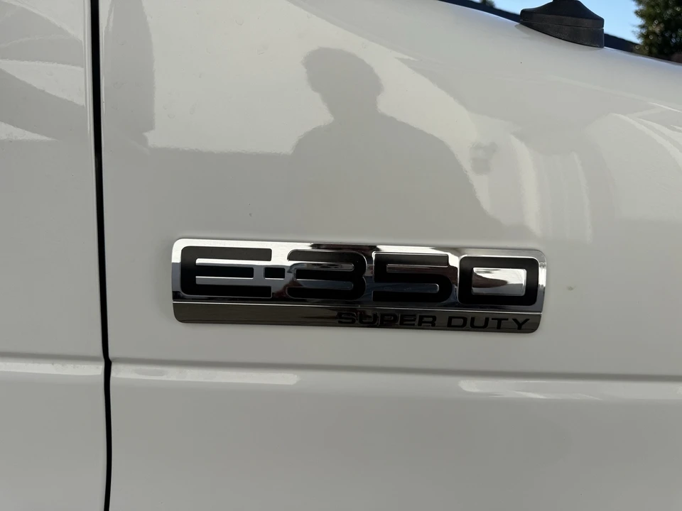 2012 Ford Econoline Van - Image 16 of 31