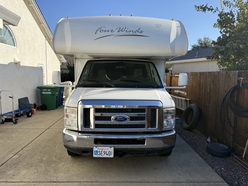 2012 Ford Econoline Van - Image 4 of 31