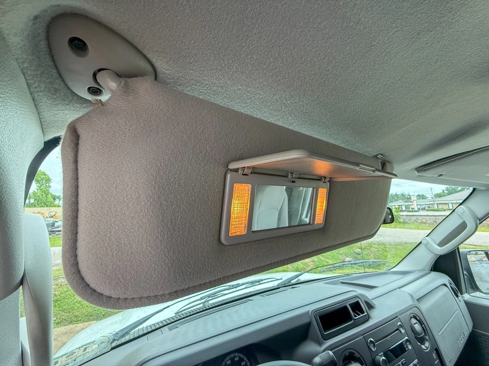 2012 Ford Econoline Van - Image 25 of 31