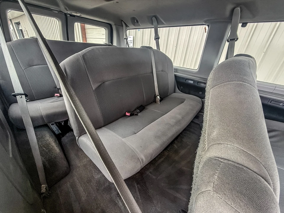 2012 Ford Econoline Van - Image 22 of 31