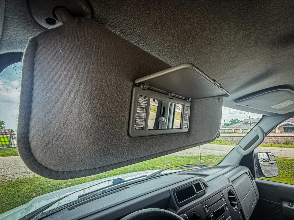 2012 Ford Econoline Van - Image 25 of 31