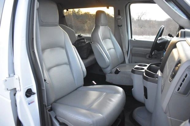 2012 Ford Econoline Van - Image 4 of 8