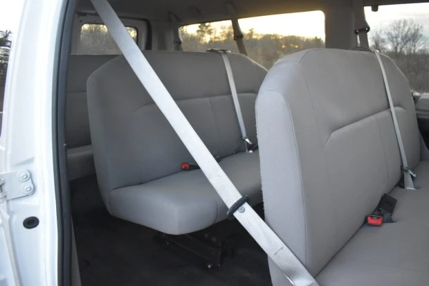 2012 Ford Econoline Van - Image 5 of 8