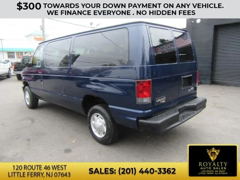 2012 Ford Econoline Van - Image 11 of 12