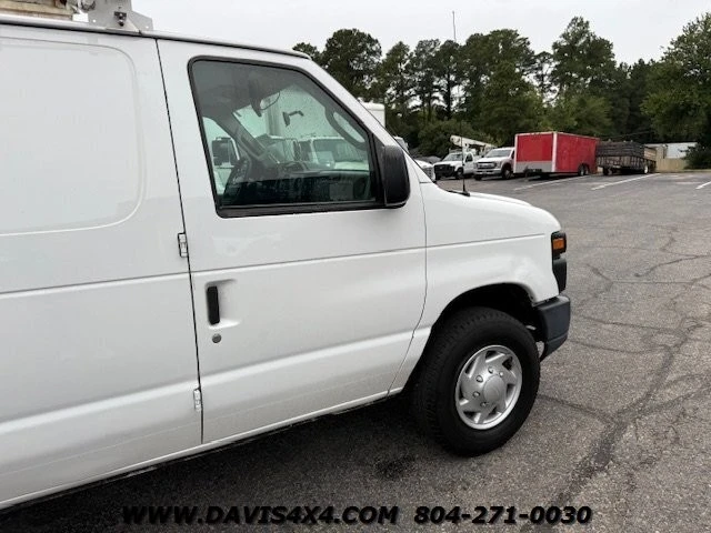 2012 Ford Econoline Van - Image 3 of 31