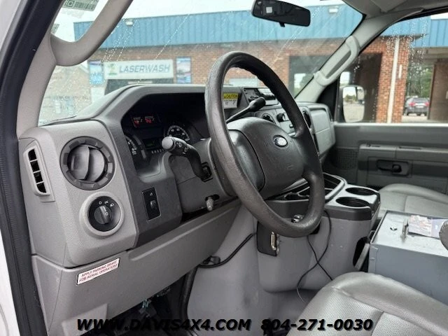 2012 Ford Econoline Van - Image 19 of 31