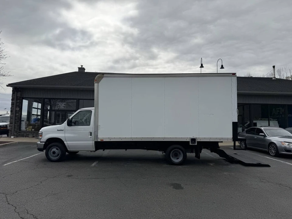 2012 Ford Super Duty 3rd Gen - Image 2 of 27