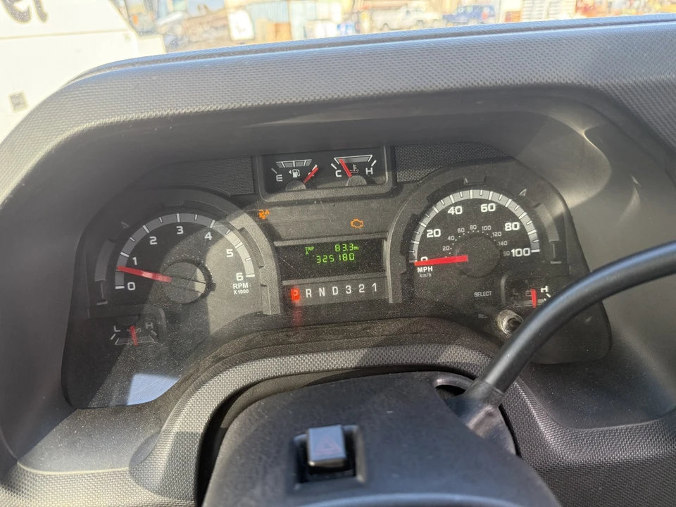 2012 Ford Econoline Van - Image 12 of 17