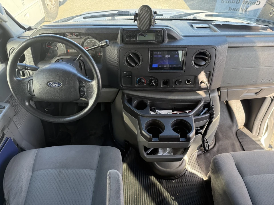 2012 Ford Econoline Van - Image 13 of 17