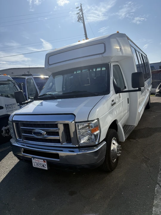 2012 Ford Econoline Van - Image 4 of 17