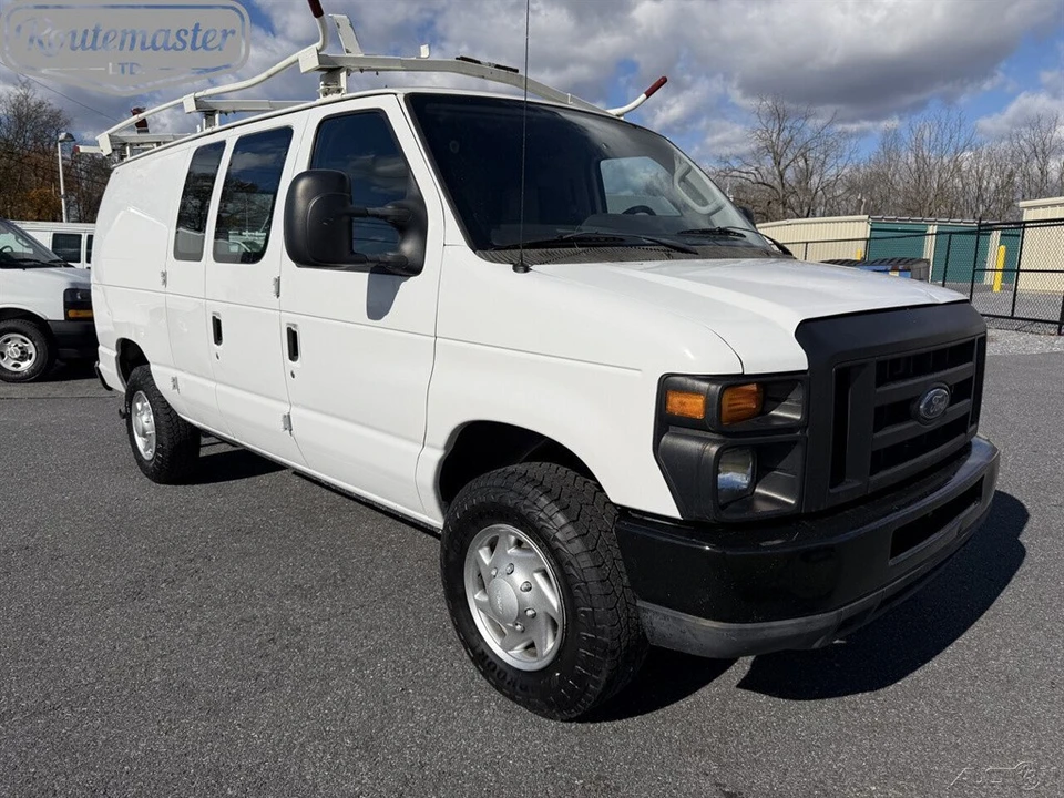 2012 Ford Econoline Van - Image 11 of 12