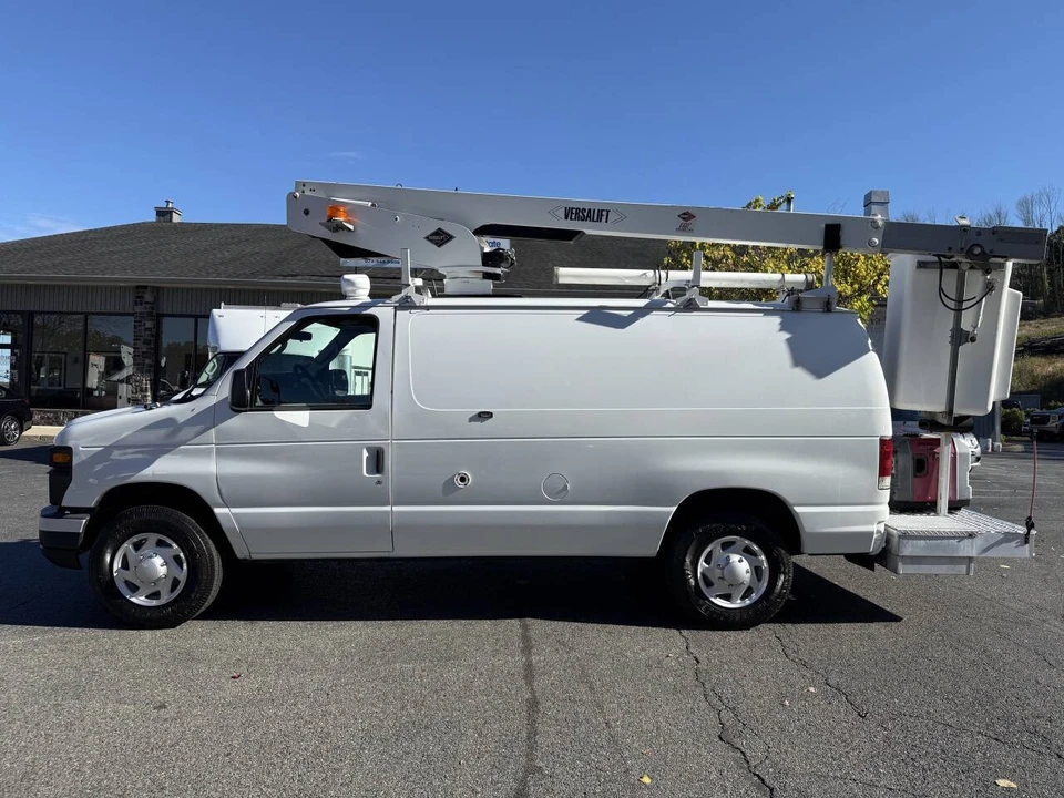 2012 Ford Econoline Van - Image 5 of 12