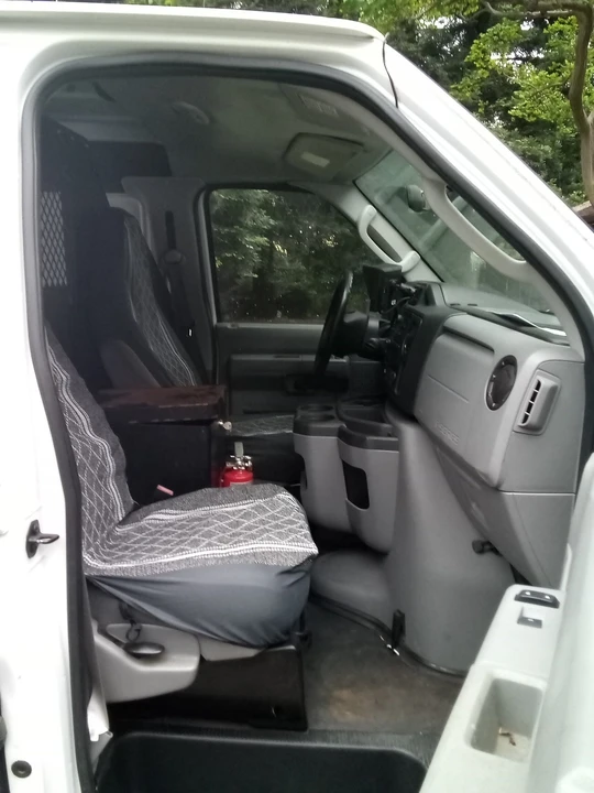 2012 Ford Econoline Van - Image 6 of 7