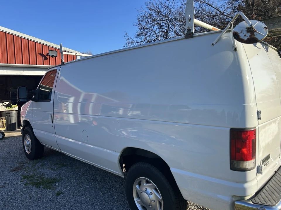 2012 Ford Econoline Van - Image 10 of 20