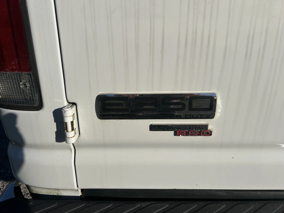 2012 Ford Econoline Van - Image 9 of 20