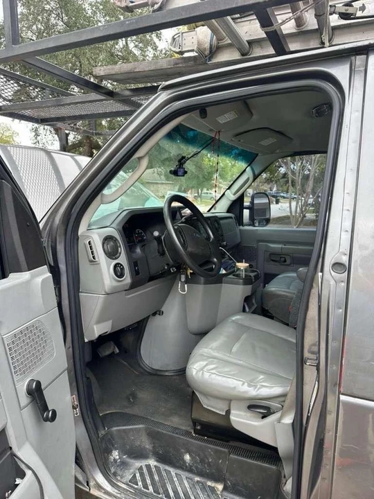 2012 Ford Econoline Van - Image 15 of 16