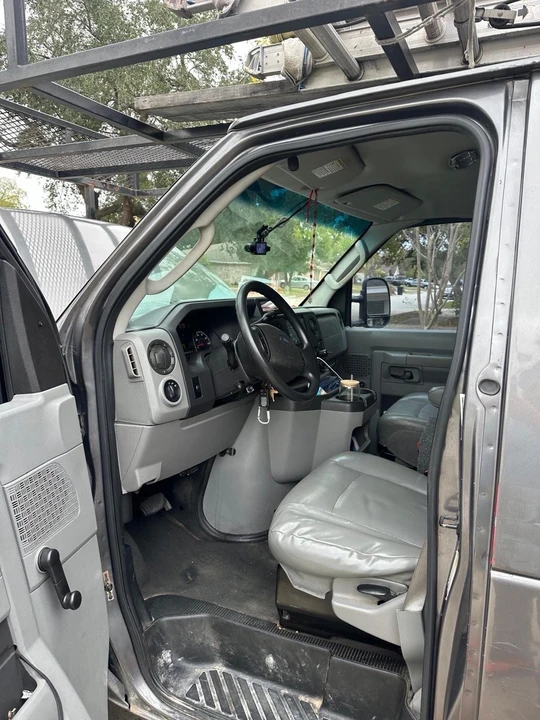 2012 Ford Econoline Van - Image 13 of 16