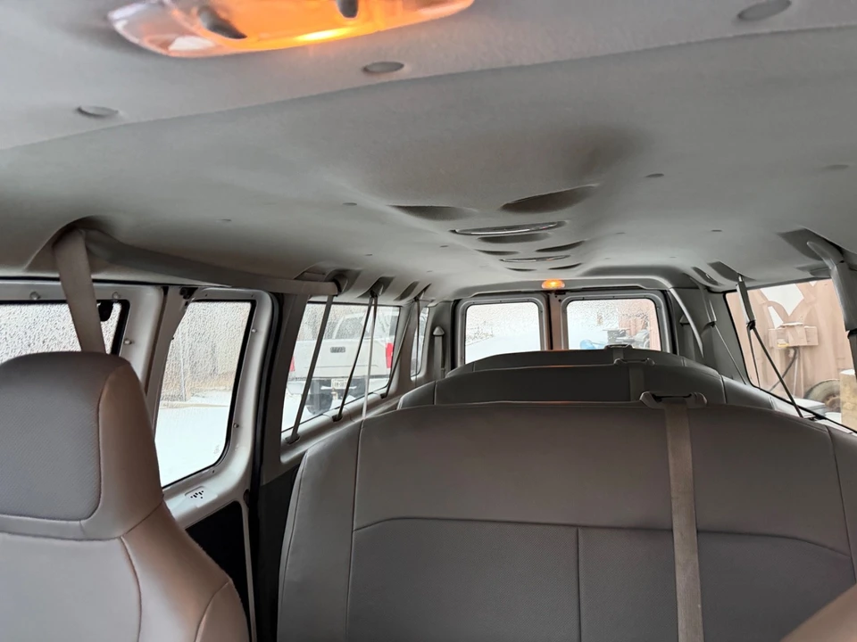 2012 Ford Econoline Van - Image 4 of 9