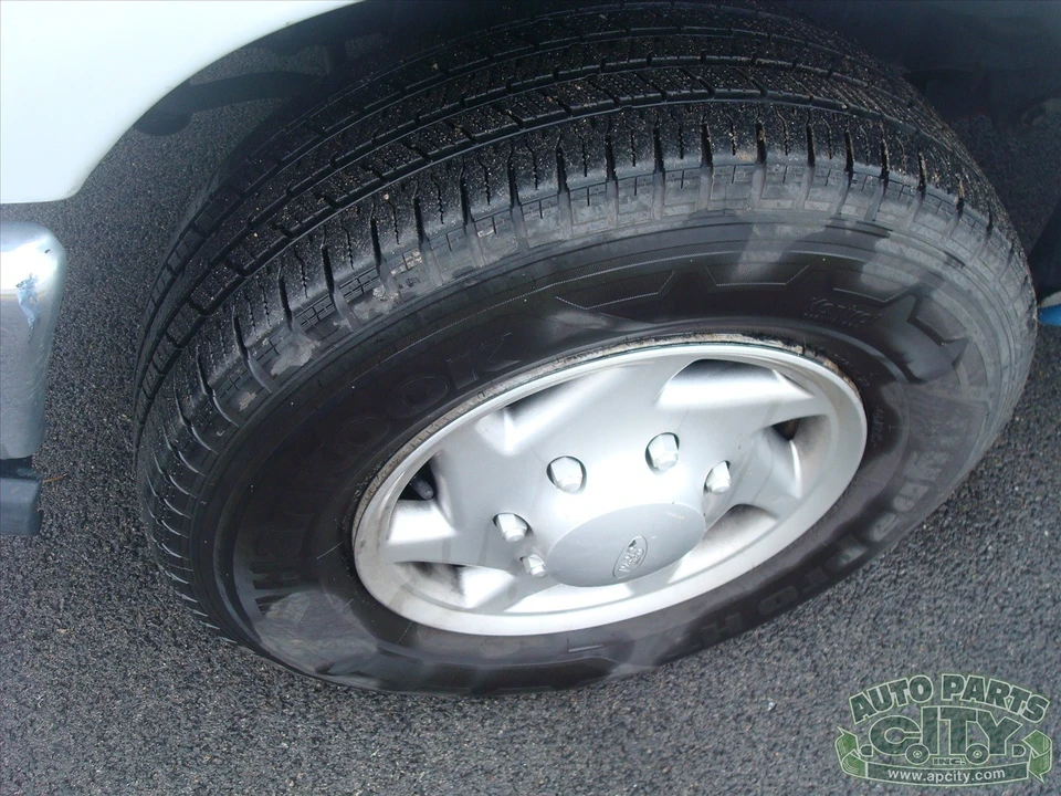 2012 Ford Econoline Van - Image 14 of 20