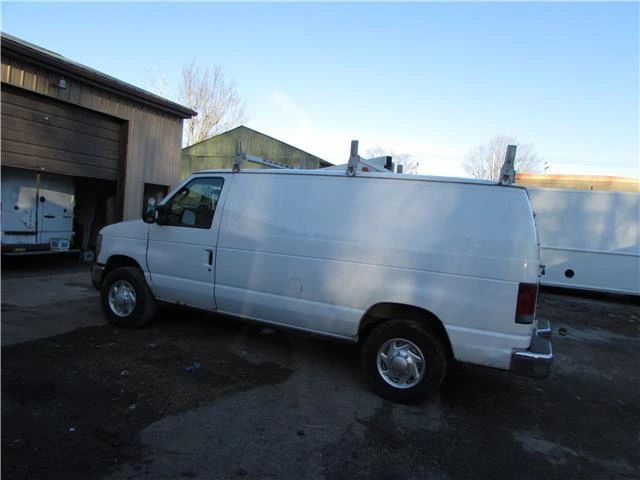 2012 Ford Econoline Van - Image 8 of 21