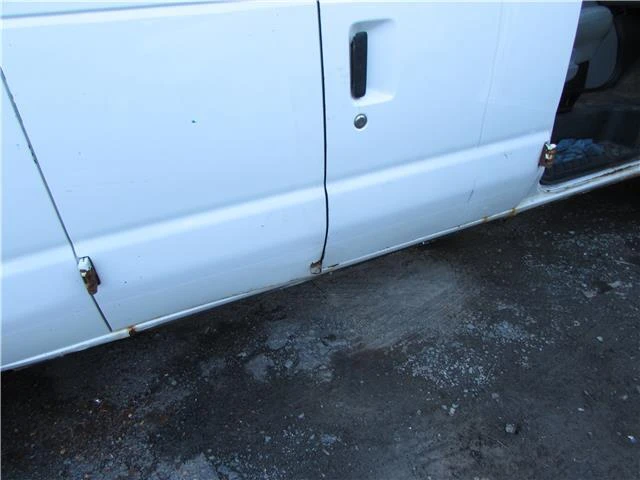 2012 Ford Econoline Van - Image 21 of 21
