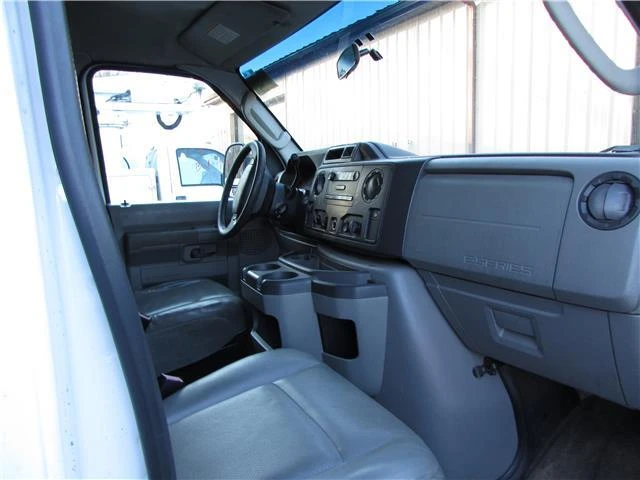 2012 Ford Econoline Van - Image 13 of 21
