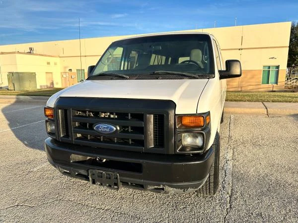 2012 Ford Econoline Van - Image 2 of 10