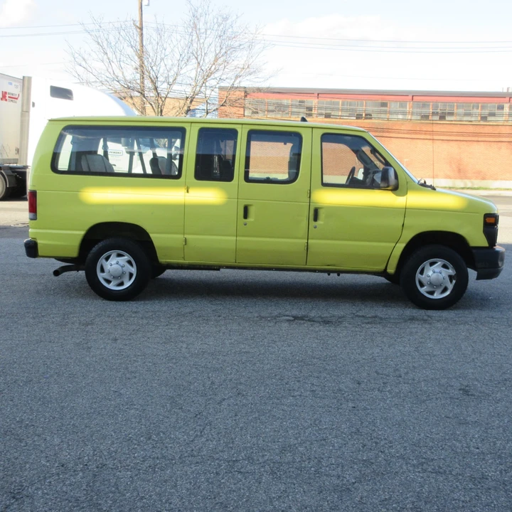2012 Ford Econoline Van - Image 6 of 20