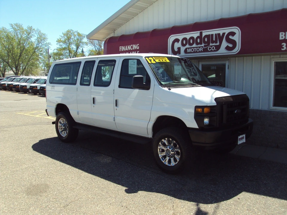 2012 Ford Econoline Van - Image 2 of 31