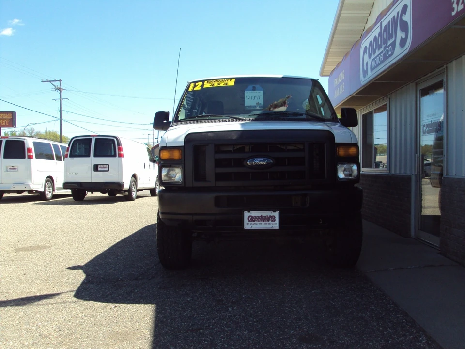 2012 Ford Econoline Van - Image 3 of 31