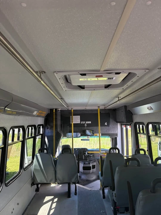 2012 Ford Econoline Van - Image 9 of 10