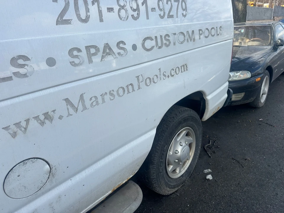 2012 Ford Econoline Van - Image 11 of 21