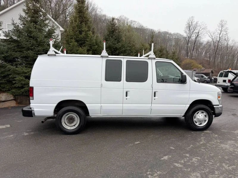2012 Ford Econoline Van - Image 4 of 12