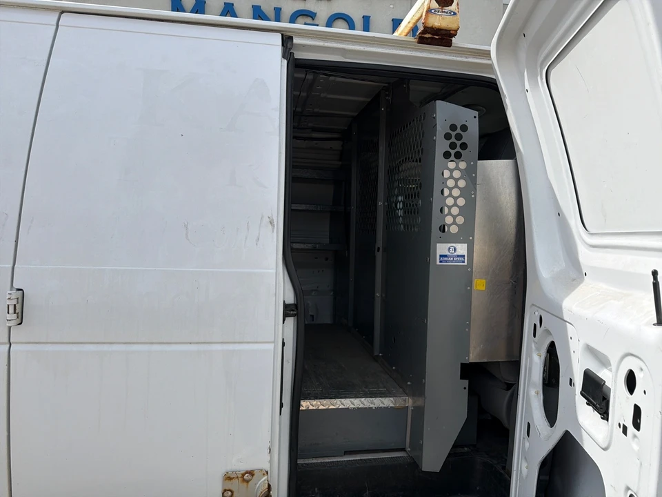 2012 Ford Econoline Van - Image 11 of 16