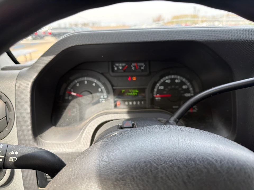 2012 Ford Econoline Van - Image 14 of 16