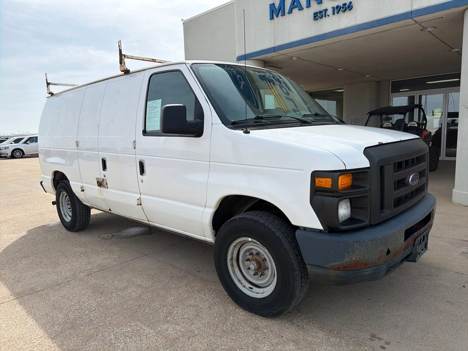 2012 Ford Econoline Van - Image 2 of 16