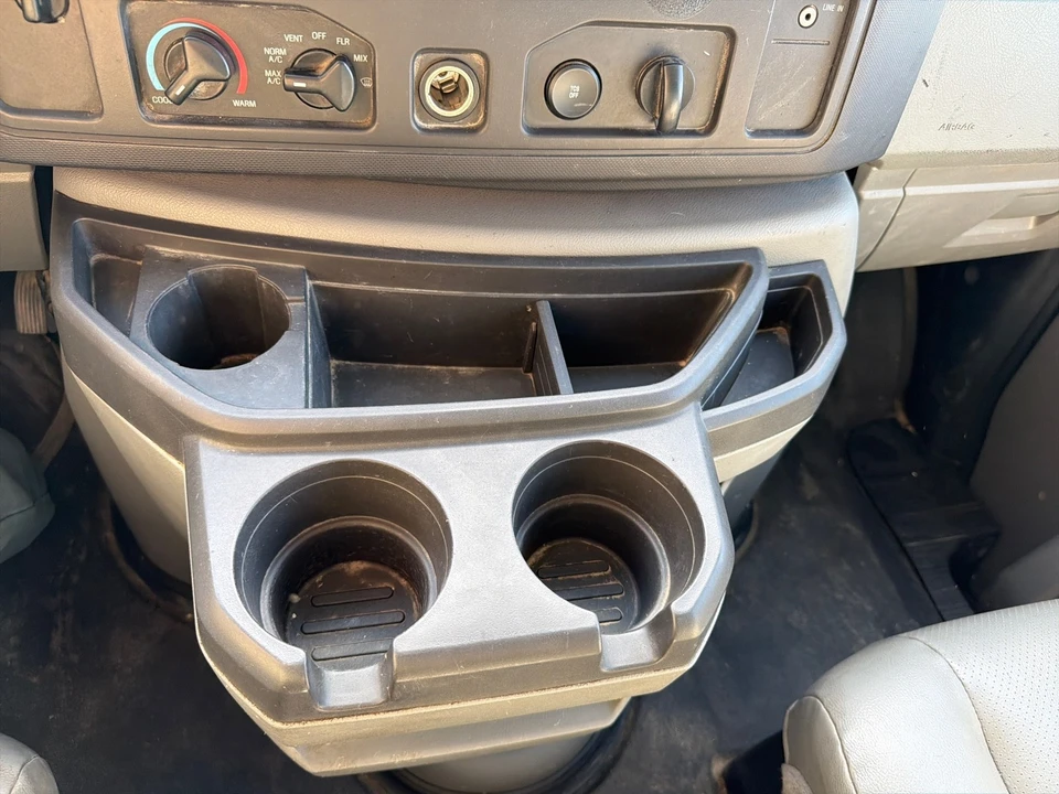 2012 Ford Econoline Van - Image 16 of 22