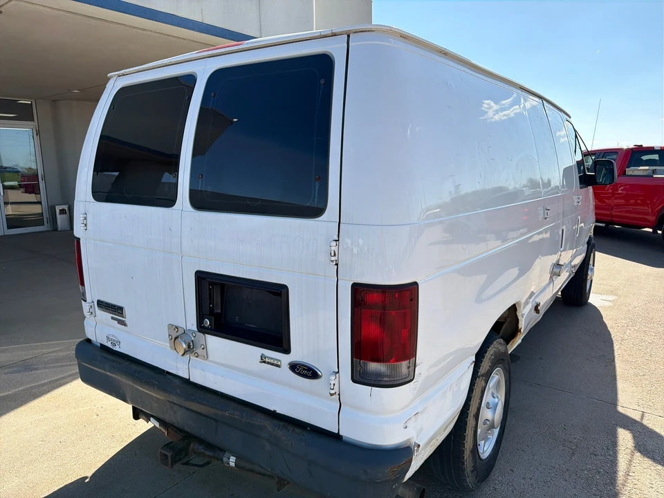 2012 Ford Econoline Van - Image 7 of 22