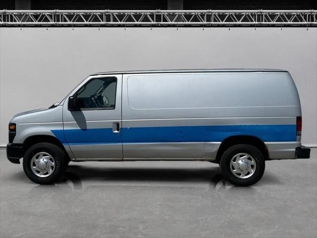 2012 Ford Econoline Van - Image 2 of 25
