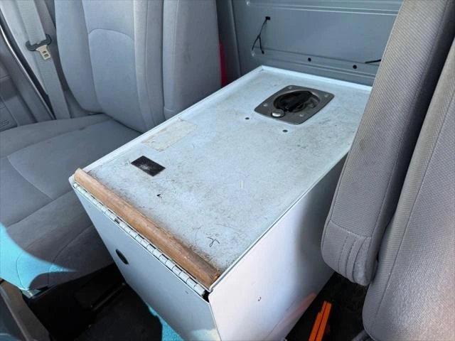 2012 Ford Econoline Van - Image 24 of 25
