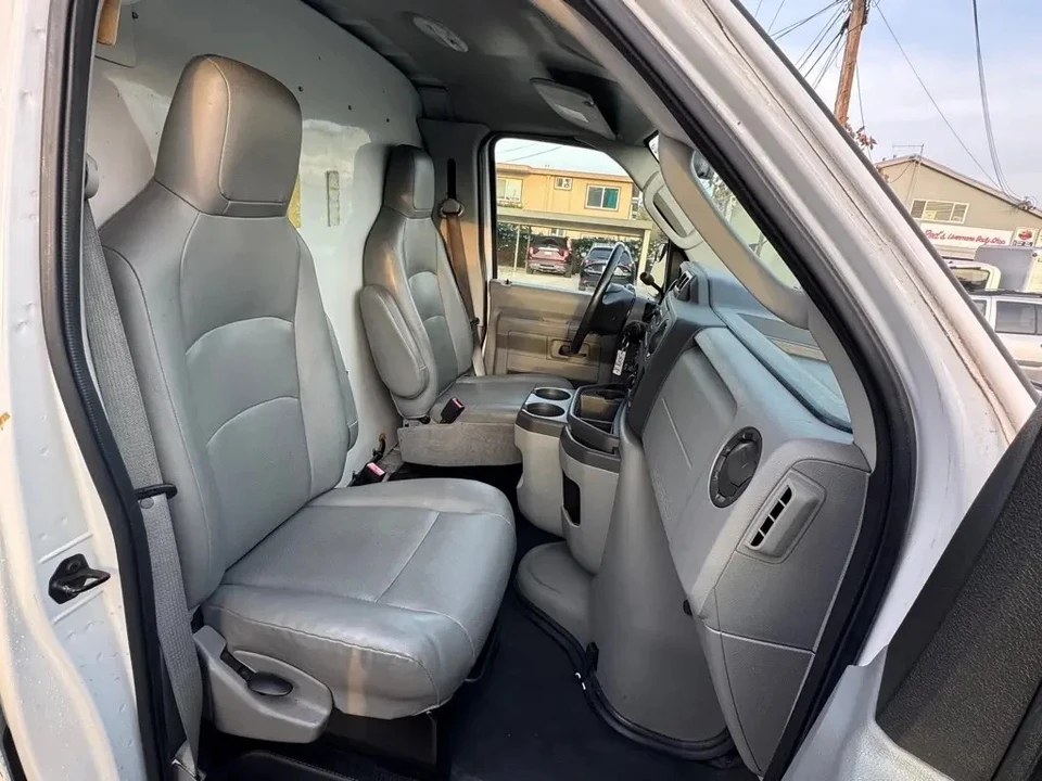2012 Ford Econoline Van - Image 14 of 17