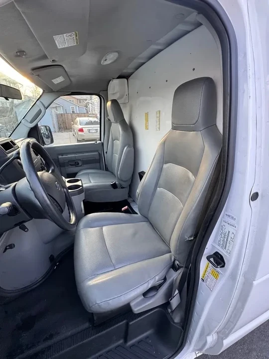 2012 Ford Econoline Van - Image 15 of 17