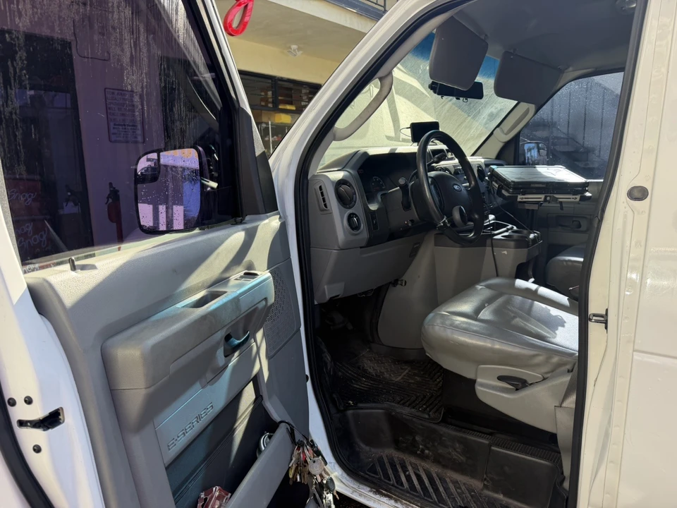 2012 Ford Econoline Van - Image 7 of 18