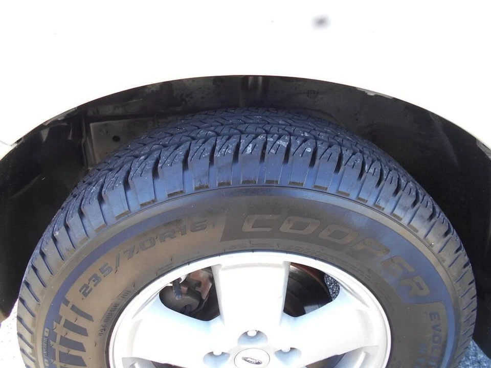2012 Ford Escape - Image 6 of 15