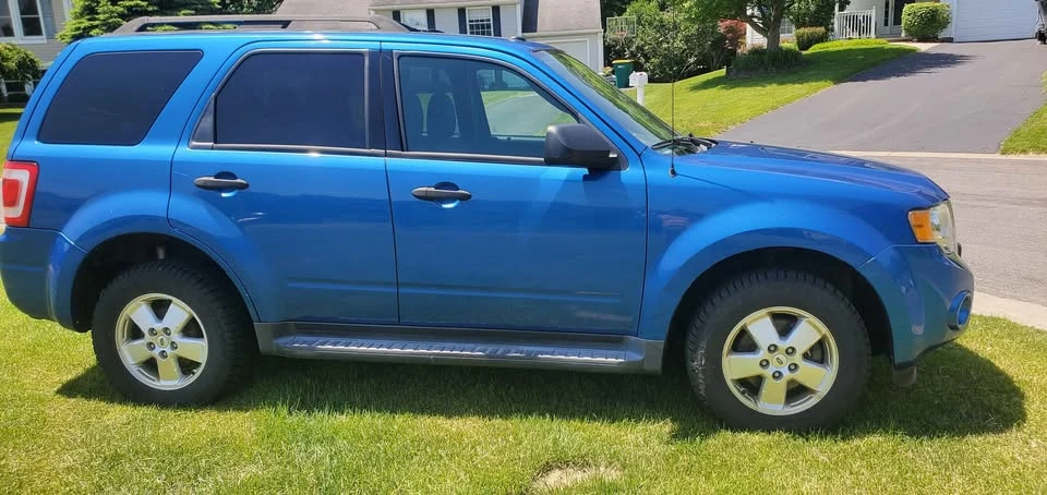 2012 Ford Escape - Image 3 of 9