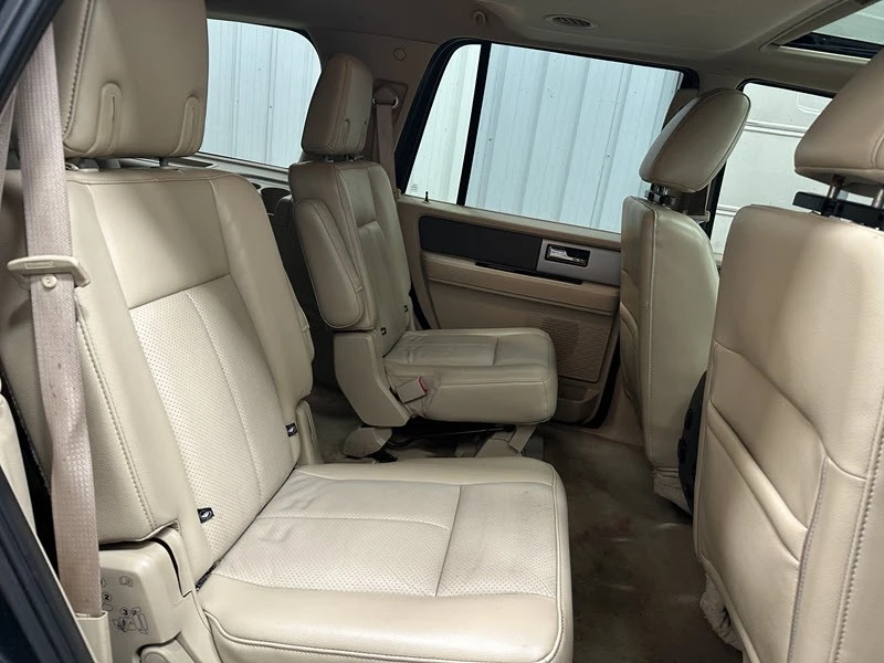 2012 Ford Expedition 3rd Gen - Image 16 of 21