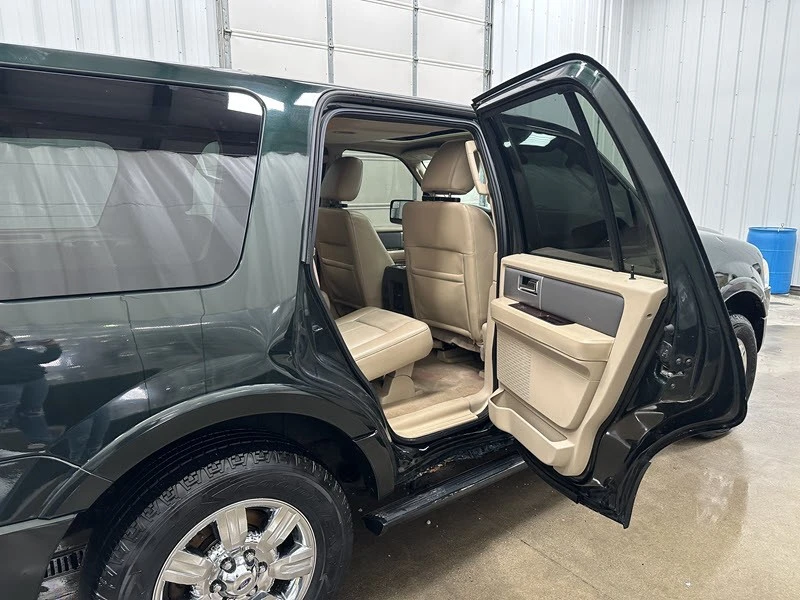 2012 Ford Expedition 3rd Gen - Image 15 of 21